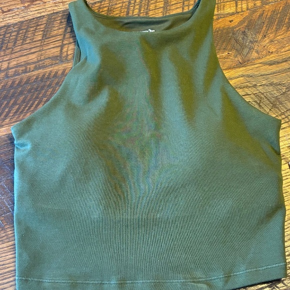 Ladies Old Navy Sports Bra - Olive Green - size XS - NWT - Picture 6 of 9